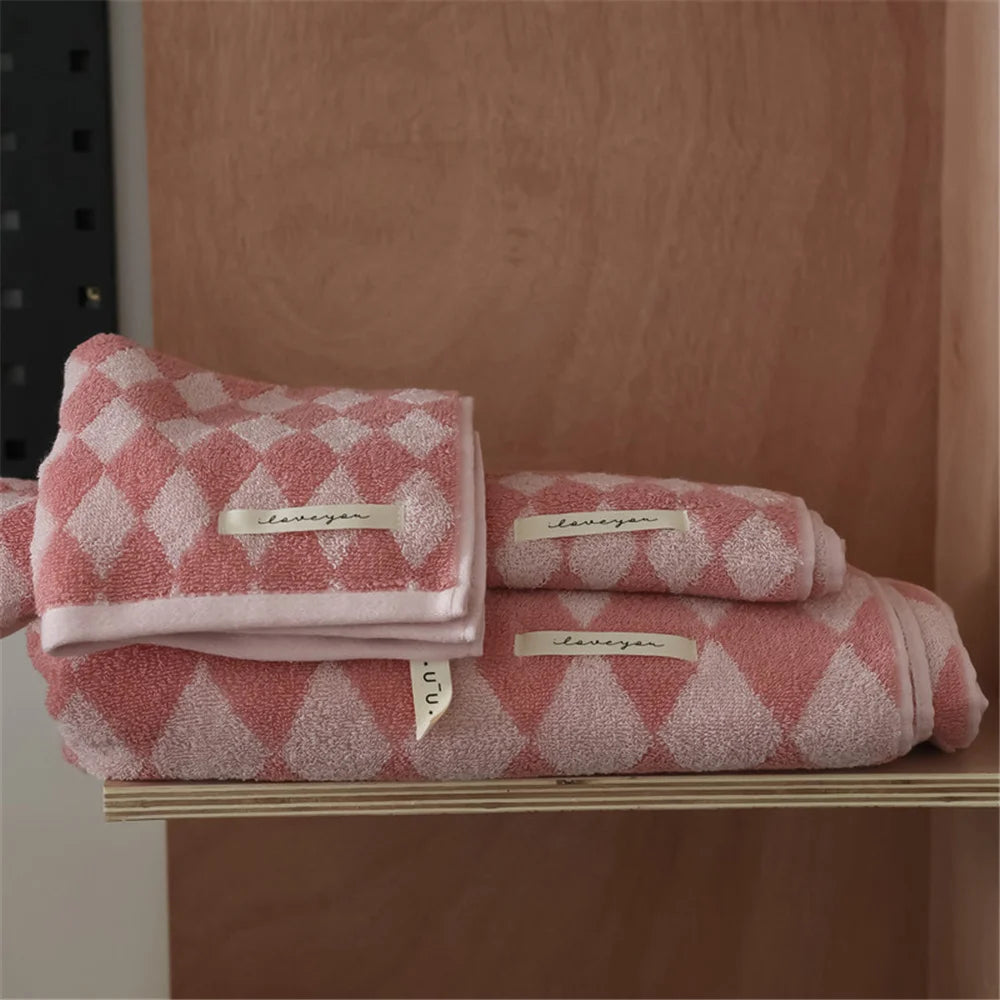 Retro Diamond Checkered Cotton Towel