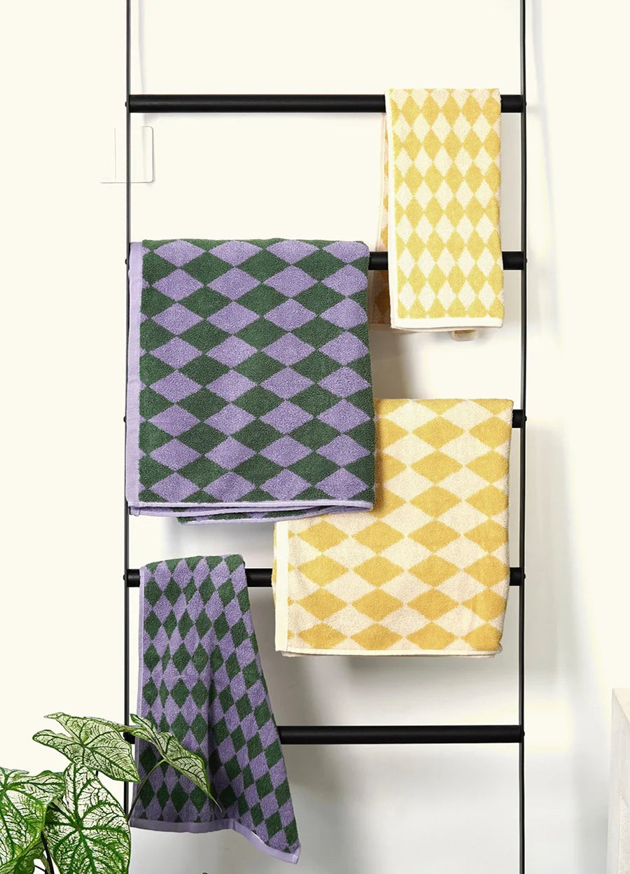 Retro Diamond Checkered Cotton Towel