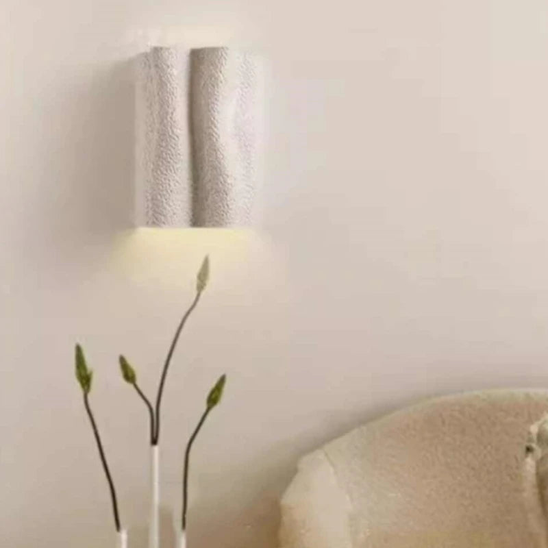 Modern Resin Wall Light – Sculptural LED Sconce