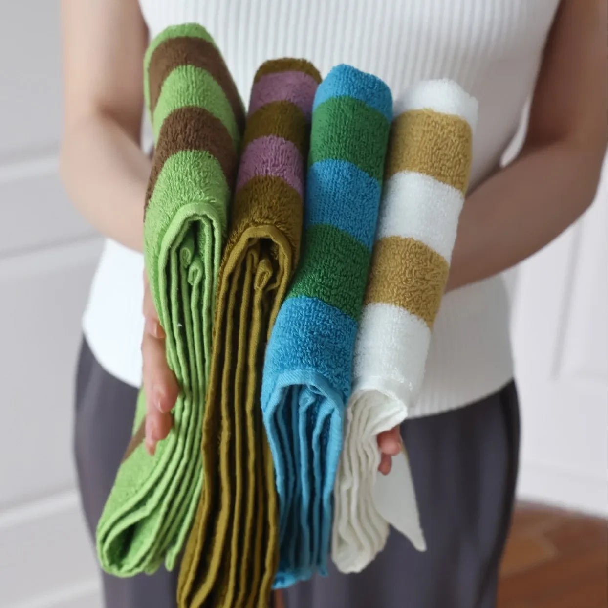 Retro Wide Striped Cotton Towel