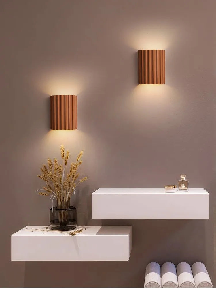 Nordic Modern Resin Wall Lamp