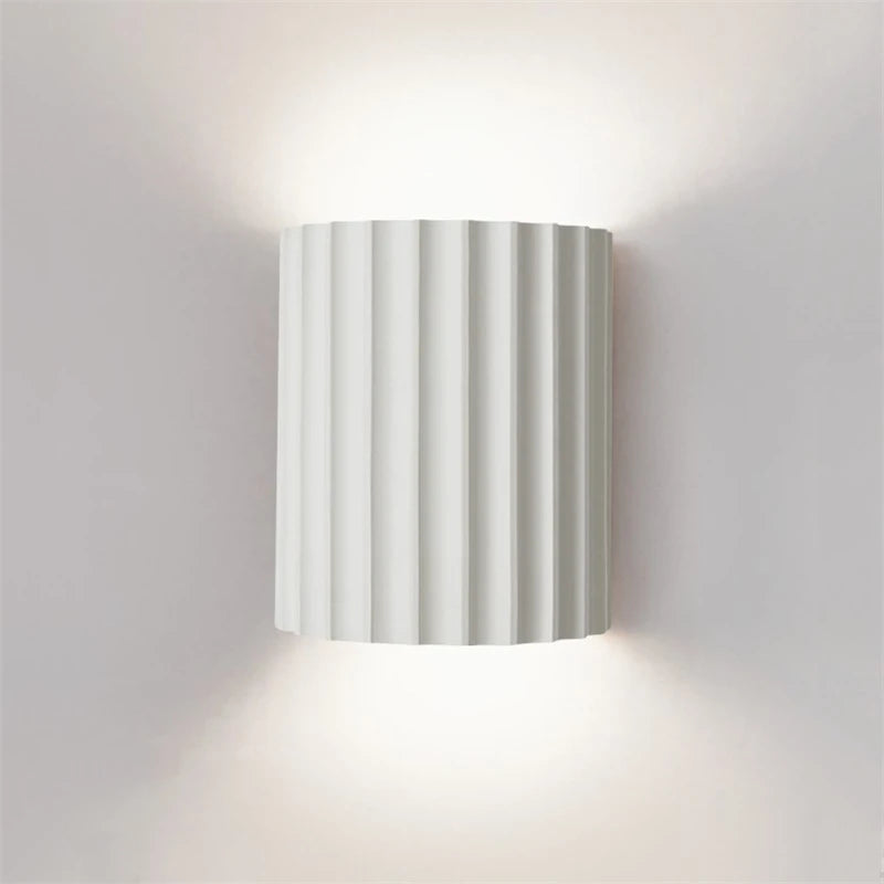 Nordic Modern Resin Wall Lamp