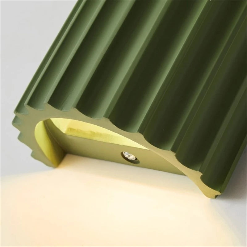 Nordic Modern Resin Wall Lamp