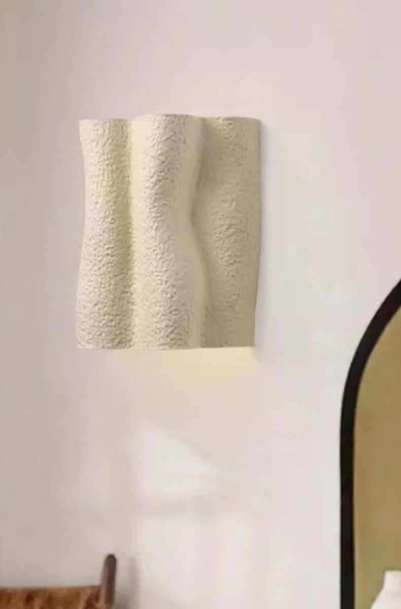 Modern Resin Wall Light – Sculptural LED Sconce