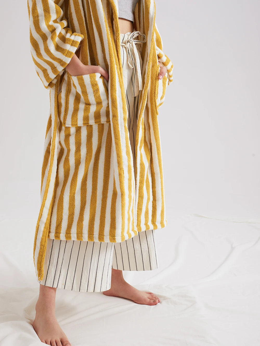 Retro Geometric Cotton Hooded Bathrobe