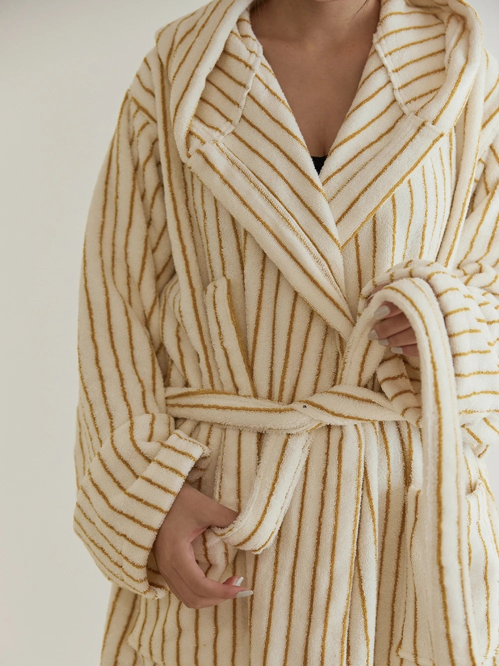Retro Geometric Cotton Hooded Bathrobe