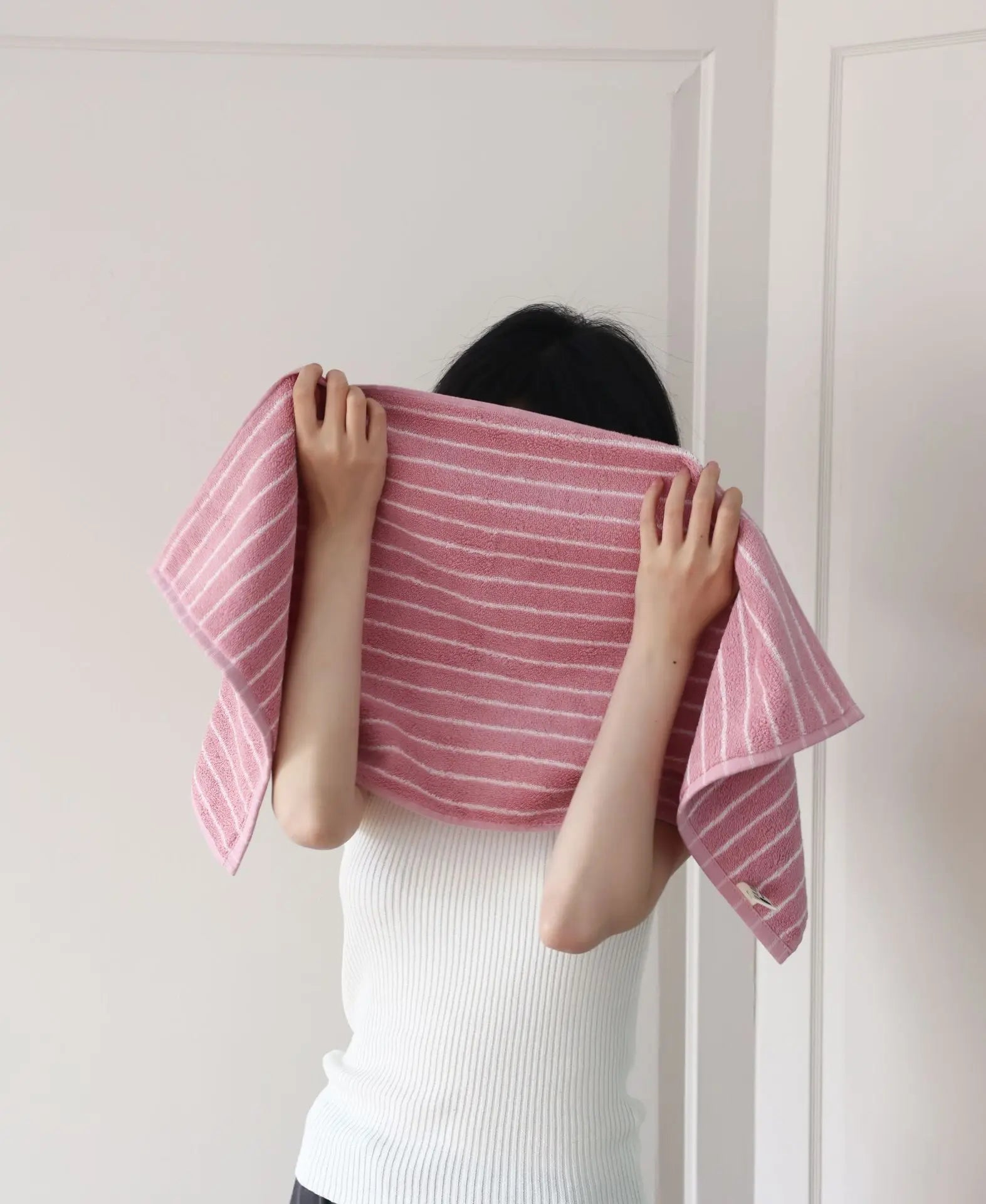 Retro Narrow Striped Cotton Towel