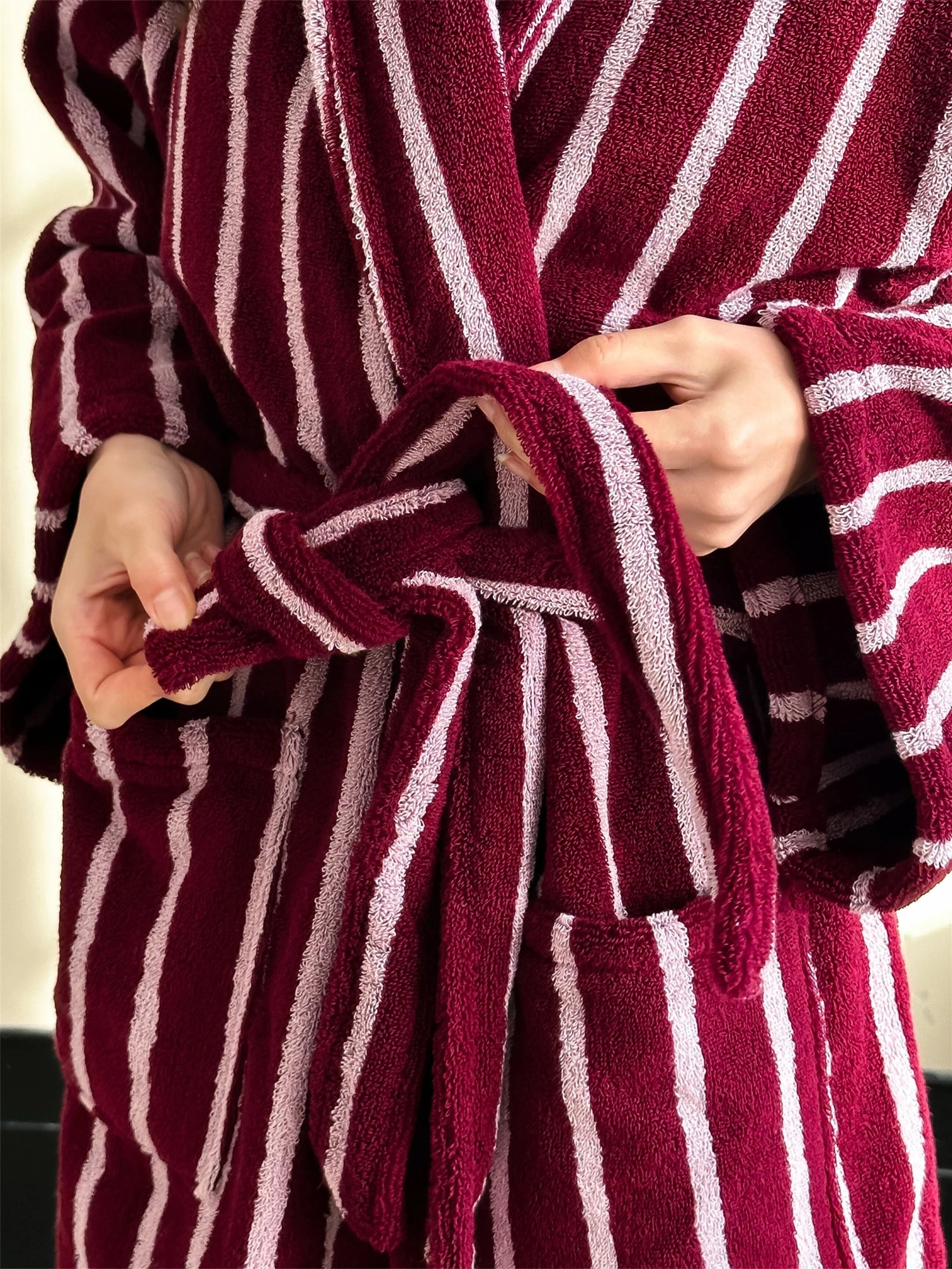 Retro Geometric Cotton Hooded Bathrobe